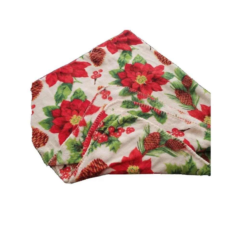 Poinsettia Christmas Blanket Throw Acorn Winter Holiday Mistletoe Holly Berry